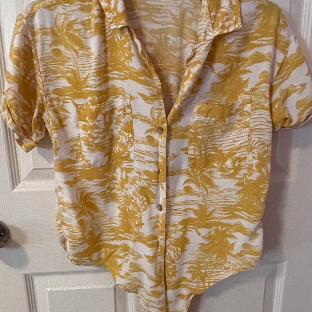 Hollister Yellow and White Shirt XS